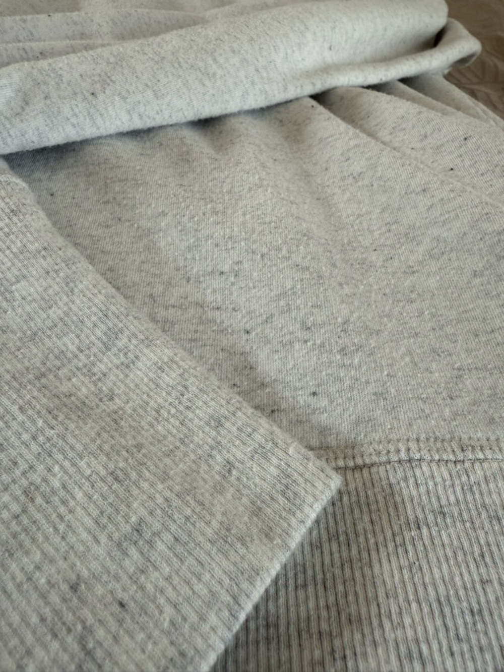 Athleta Coaster Luxe Light Heather Gray Crew Sweatshirt Size Small - Picture 4 of 7